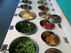 -屋头串串(龙潭寺店)
