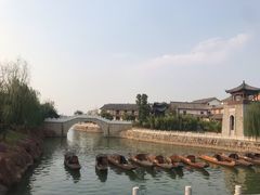-洋沙湖湖色生鲜主题餐厅