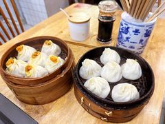 蟹粉小笼包-常鲜德乐购迎桂馒头店(麻巷公寓店)