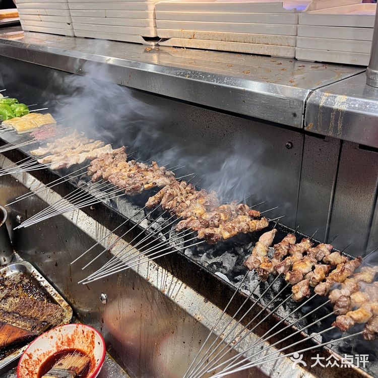 火爆徐州的烧烤终于来昆山了 听说他们家是地道的徐州烧烤