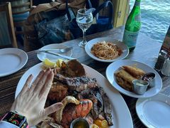 -Fish Hopper