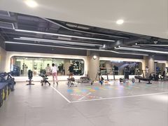-英派斯健身旗舰店(海信国际中心馆)