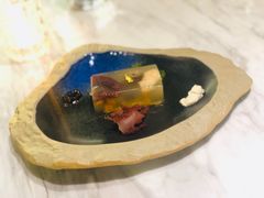 -La Mer Restaurant & Lounge