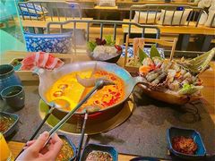 六秒螺片-湊湊火锅·茶憩(东城万达店)