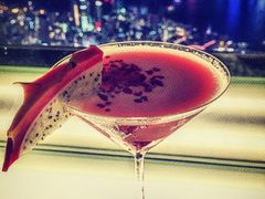 -OZONE 顶楼酒吧(香港丽思卡尔顿酒店)
