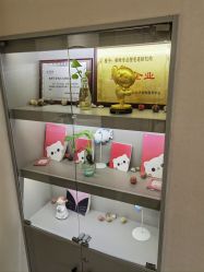 -咪咪专业脱毛连锁机构