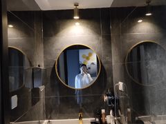 -得闲·高空SPA(东盟店)