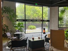 -J Create城市露营咖啡·简餐·宠物(上海动物园店)