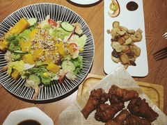 藜麦芒果轻食沙拉-四季天方包子