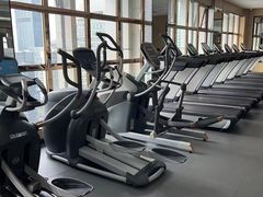 -金摩尔健身游泳(万象城鼎丰大厦店)