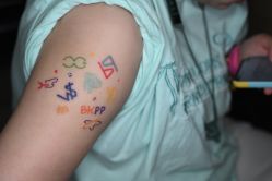 -明星刺青·洗纹身