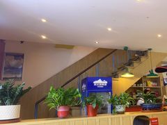 -嘎嘎鸭下巴·爆辣干锅(明教寺店)