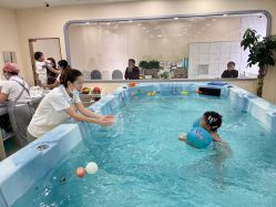 -四季宝贝婴幼儿水育成长中心(陆家嘴店)