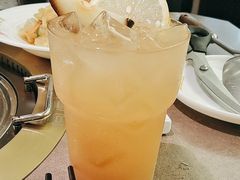 -锅飘飘·东北铁锅炖(雨花客厅店)