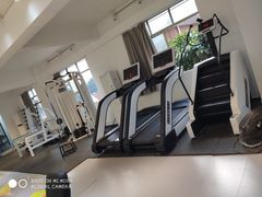 -RM GYM健身私教馆(白云元立方创意园店)