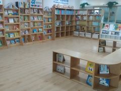 -蓝莓果幼儿园(通州梨园店)