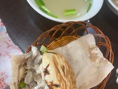 -金卯白肉罩火烧