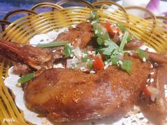 -忘忧草融合私房菜(红鼎国际店)