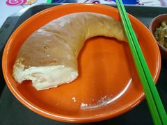 牛角干酪面包-中央财经大学-食堂
