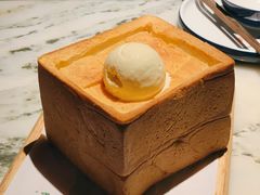 面包诱惑-绿茶餐厅(海岸城店)