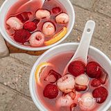 不到💰1元的杨梅荔枝糖水你真的不要来一碗嘛❗️❗️❗️