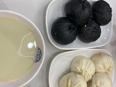 -李与白包子铺(桐梓林店)