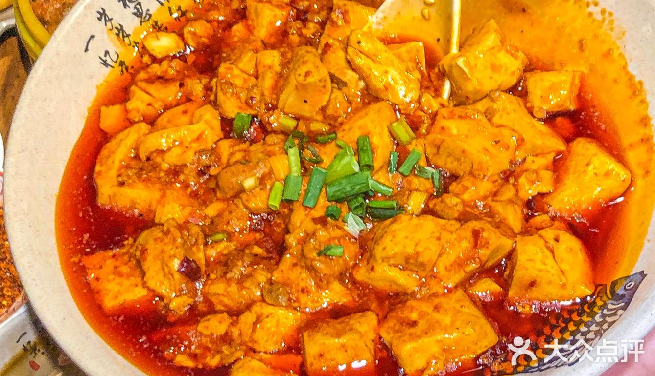 南京美食｜排队这么久就为吃一口冯三孃跷脚牛肉