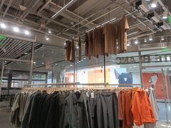 -迪桑特DESCENTE(北京三里屯BLANC店)