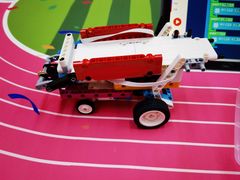 -艾克瑞特机器人教育(金狮校区)