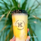亲亲你的宝贝，亲亲侬烘焙店盛大开业[加油]