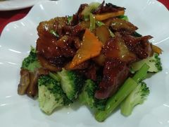 素叉烧炒西兰花-佛有缘素食馆·荔湾老字号(陈家祠首店)