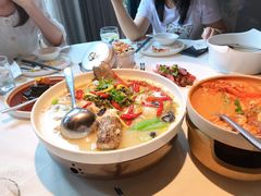 金汤酸菜海鲈鱼-肴约·花园式餐厅(湖里店)