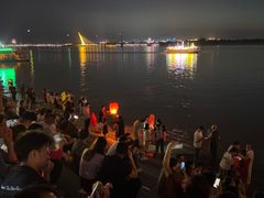 -人民防洪胜利纪念塔