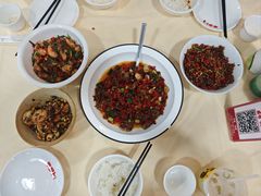 -笨罗卜浏阳菜馆(太平街店)