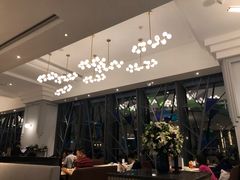 -港丽餐厅(高德置地店)