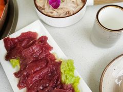 -墨居上隐·院子里火锅(峨眉店)