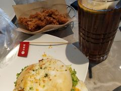 -必胜客(尹山湖歌林公园店)
