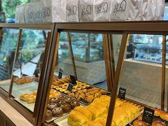 -Dough&Joe团憩(瑞虹天地月亮湾店)