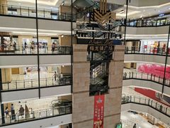 -梅龙镇广场