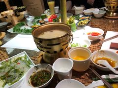 -慢丽江·云南野生菌土鸡锅(付家庄店)