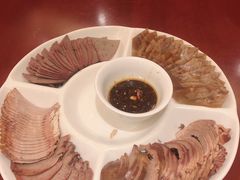 -吴记酱骨炖菜馆(康安路店)