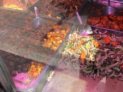 -老六素货(王顶堤店)