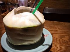 冻椰青-Lia Cafe Bar Restaurant松山咖啡屋