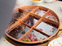 -朗塗老味火锅·江景无人机(长嘉汇店)