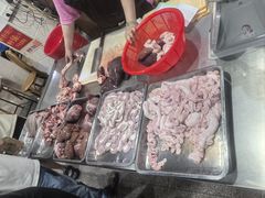 -标记美食新鲜猪杂(兴南大道店)