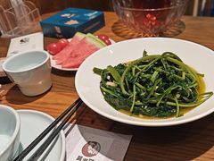 -黄泥岗·地道湖北菜(奥特莱斯店)