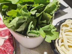 -牛村来人潮汕牛肉火锅(西单店)