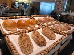 -圣丰索菲特·2 On 988 Café 自助餐厅