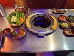 -釜山火炉·海鲜烤肉(紫藤路店)