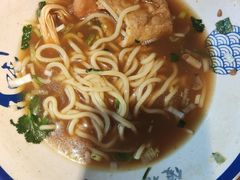 -傻根大肉面(三美店)